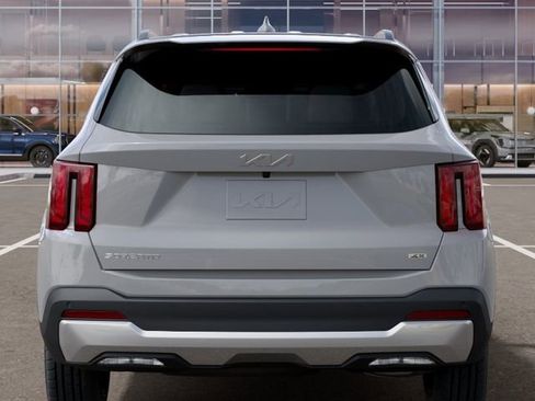 New 2026 Kia Sorento S AWD/4WD image 13