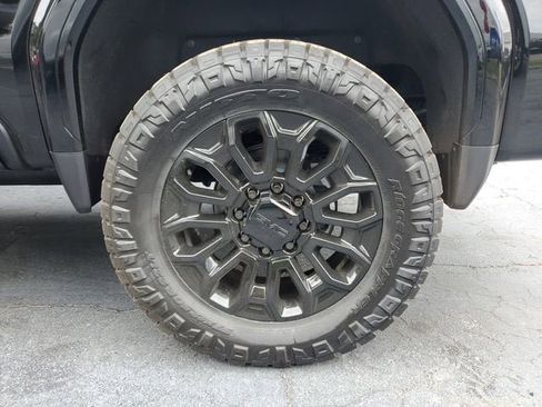 New 2026 GMC Sierra 2500 AT4 w/ AT4 Premium Plus Package AWD/4WD image 6