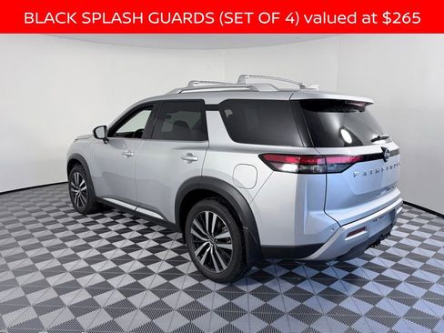 Used 2025 Nissan Pathfinder Platinum w/ Cargo Package FWD image 5