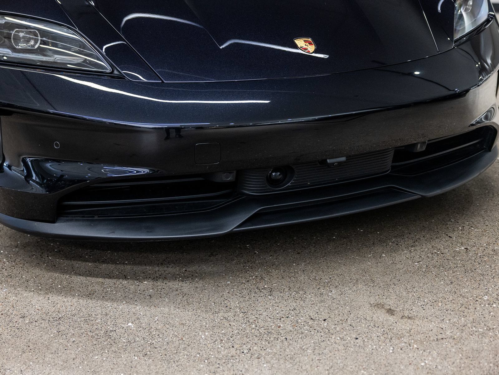 Certified 2025 Porsche Taycan RWD image 17