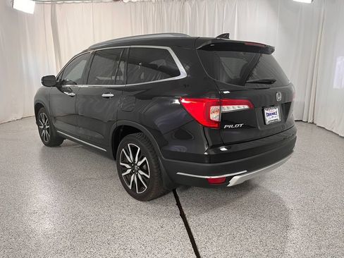 Used 2019 Honda Pilot Touring image 8