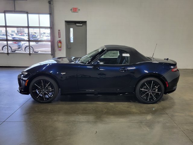 New 2026 MAZDA MX-5 Miata Grand Touring w/ Appearance Package RWD image 8