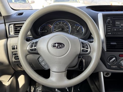 Used 2012 Subaru Forester 2.5X Premium w/ All-Weather Pkg AWD/4WD image 16