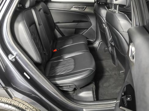 Used 2023 Kia Sportage X-Line w/ X-Line Premium Package AWD/4WD image 42