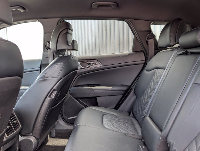Used 2023 Kia Sportage X-Line AWD/4WD image 15