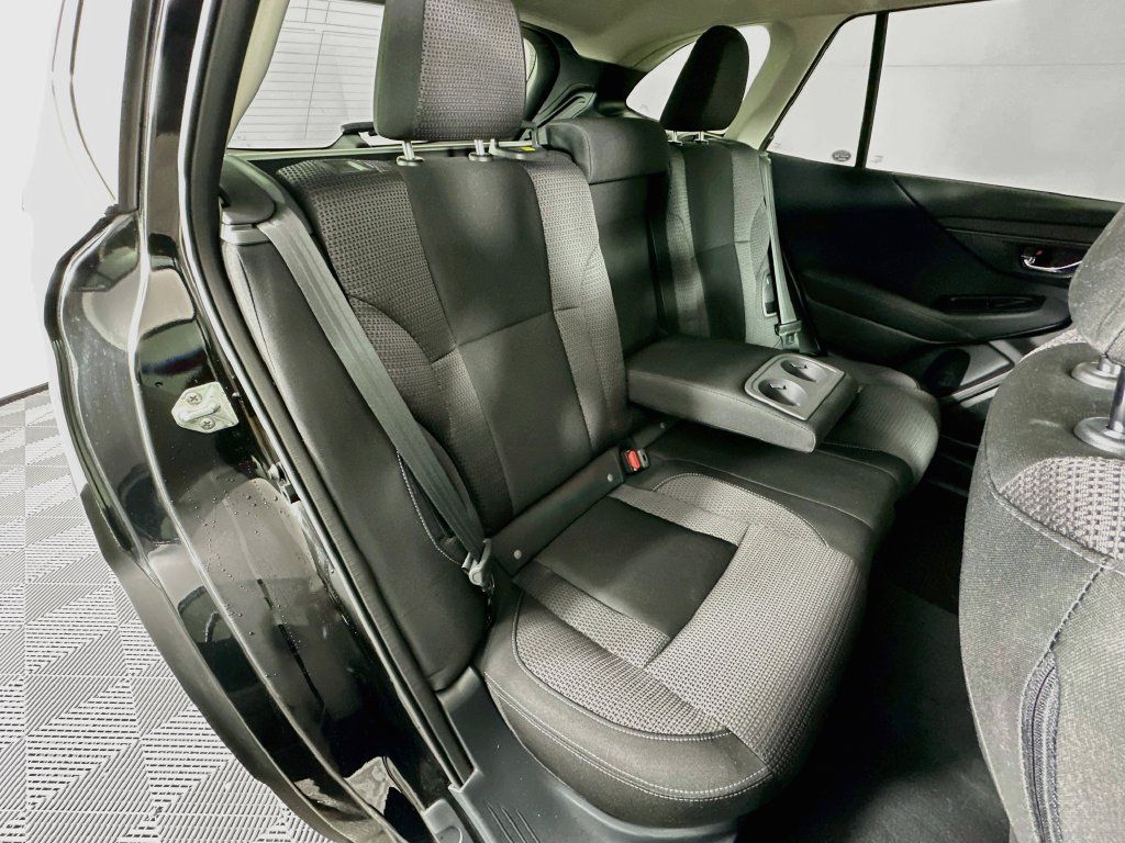 Used 2024 Subaru Outback Premium AWD/4WD image 36