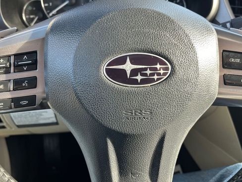 Used 2012 Subaru Legacy 2.5i Limited image 15