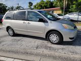 Used 2005 Toyota Sienna LE image 2