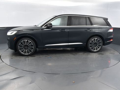 New 2025 Lincoln Aviator Black Label image 5