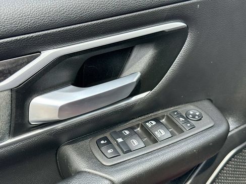 Used 2022 RAM 1500 Big Horn AWD/4WD image 12