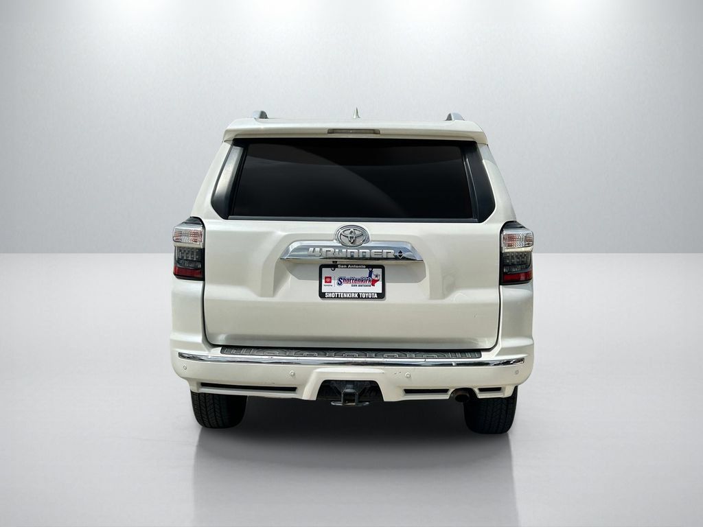 Used 2018 Toyota 4Runner Limited AWD/4WD image 6