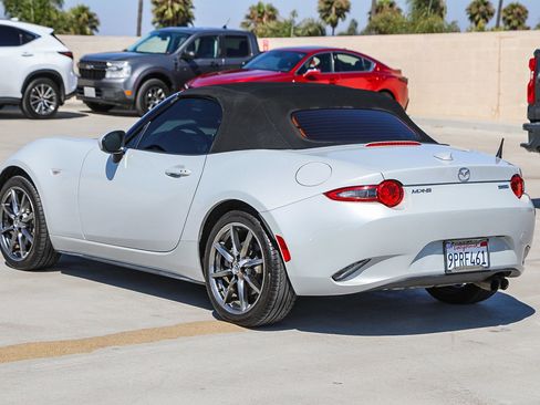 Used 2016 MAZDA MX-5 Miata Grand Touring RWD image 5