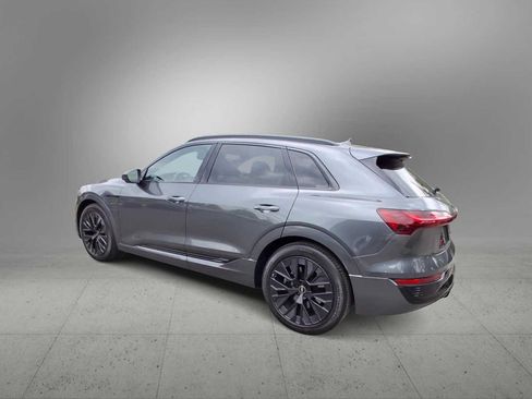 Used 2024 Audi Q8 e-tron Prestige AWD/4WD image 6