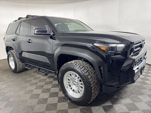 Used 2025 Toyota 4Runner SR5 image 1
