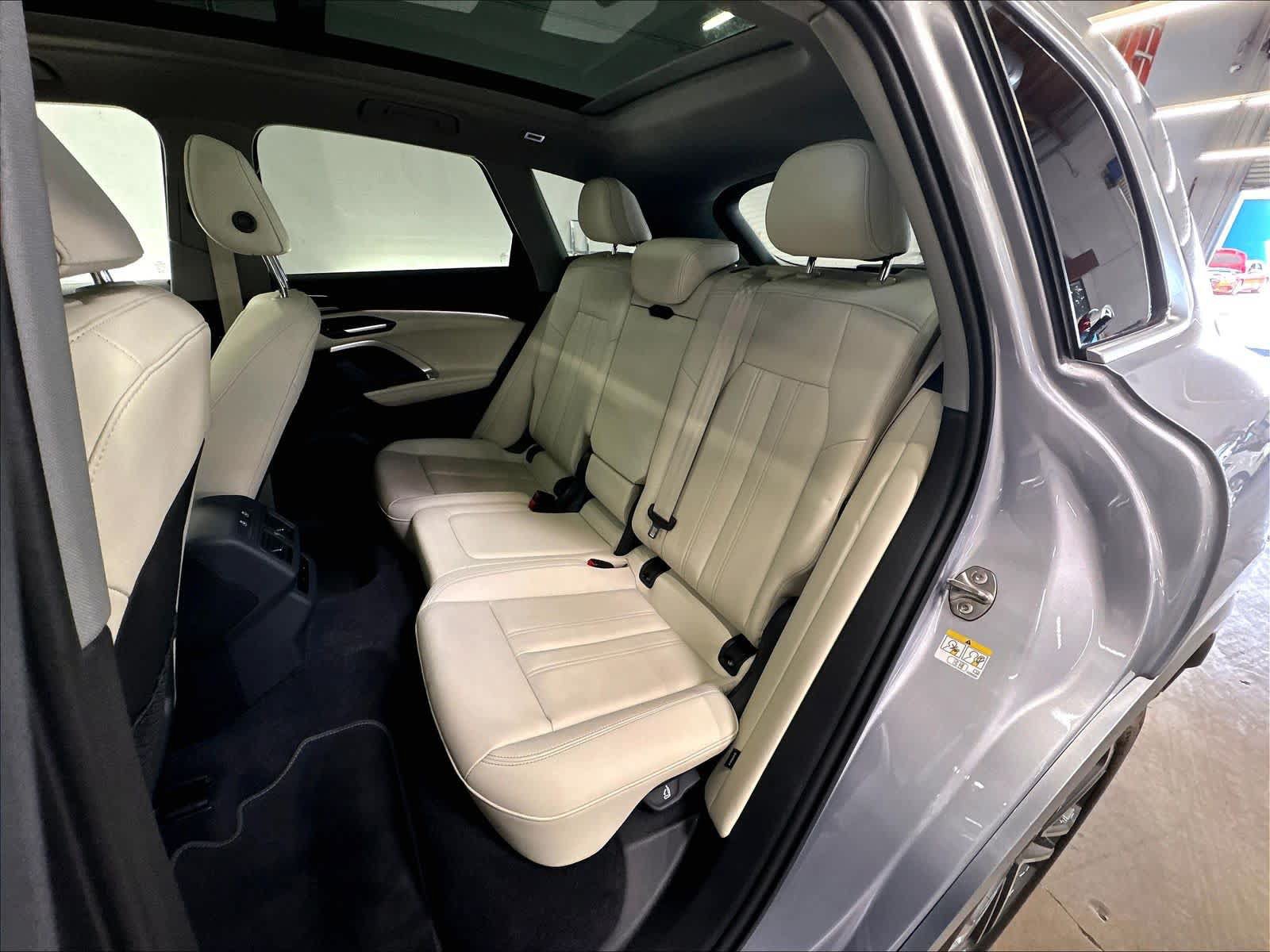 Used 2025 Audi Q5 Premium Plus AWD/4WD image 28