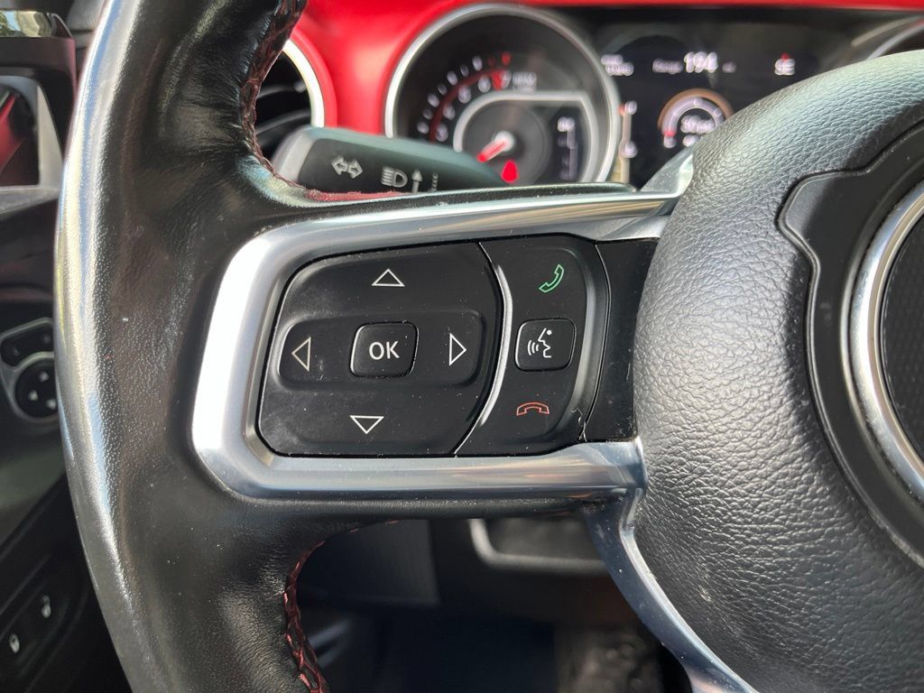 Used 2022 Jeep Gladiator Rubicon w/ LED Lighting Group AWD/4WD image 32