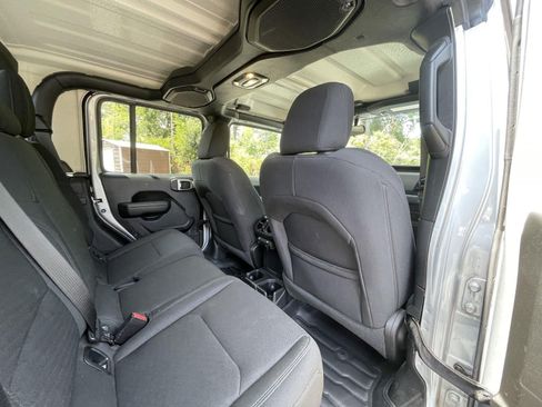 Used 2022 Jeep Gladiator Sport AWD/4WD image 45