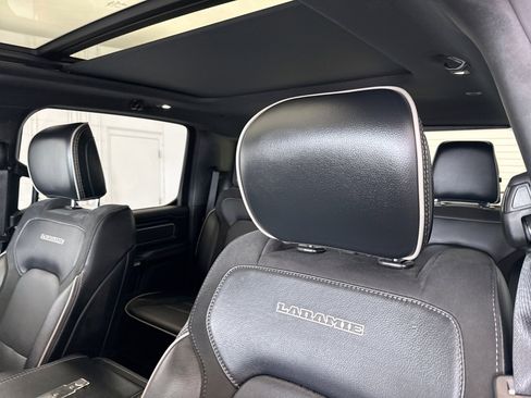 Used 2023 RAM 1500 Laramie image 11