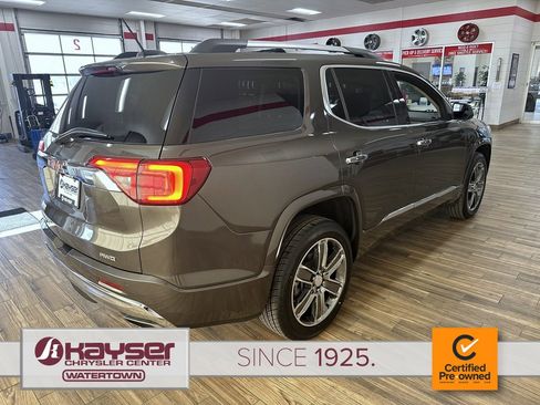Used 2019 GMC Acadia Denali w/ Technology Package image 5