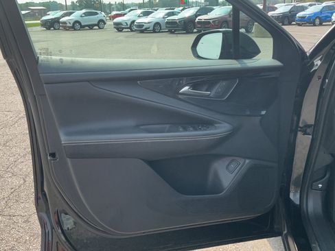 Used 2024 Chevrolet Blazer EV LT AWD/4WD image 8