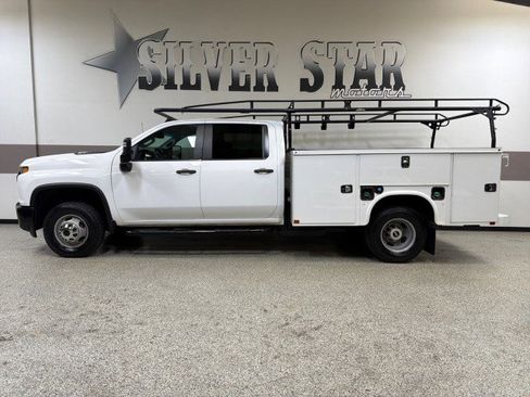Used 2021 Chevrolet Silverado 3500 W/T w/ WT Convenience Package image 11