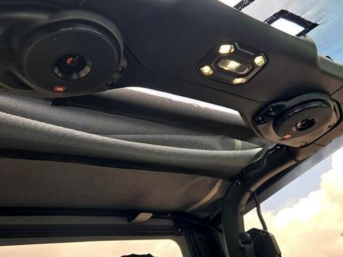 Used 2023 Jeep Wrangler Sport AWD/4WD image 21