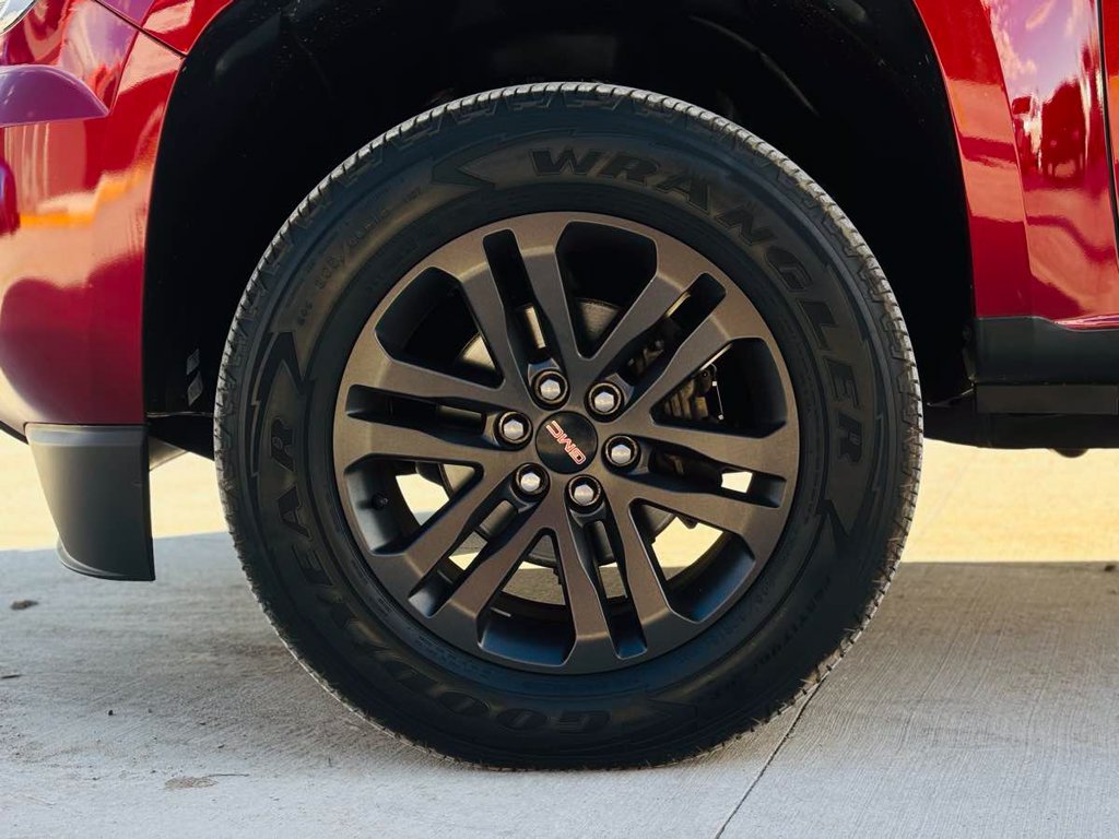 Used 2019 GMC Canyon SLE w/ Driver Alert Package AWD/4WD image 28