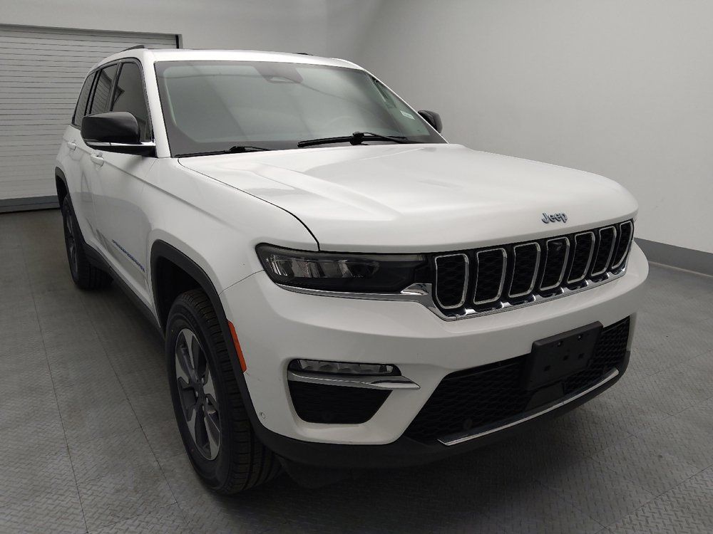 Used 2022 Jeep Grand Cherokee Limited 4xe w/ Luxury Tech Group II AWD/4WD image 14