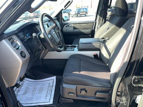 Used 2017 Ford Expedition EL XLT image 16
