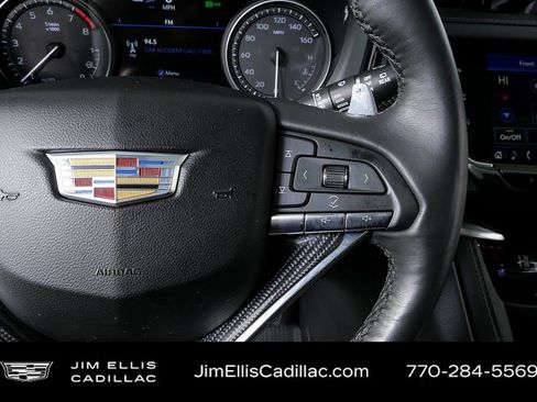 Certified 2024 Cadillac XT6 Sport w/ Technology Package image 12