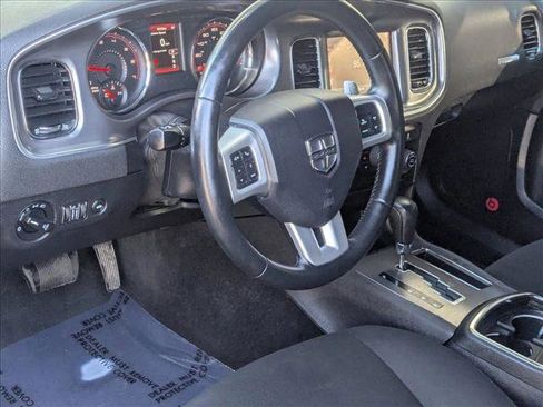 Used 2014 Dodge Charger R/T image 10