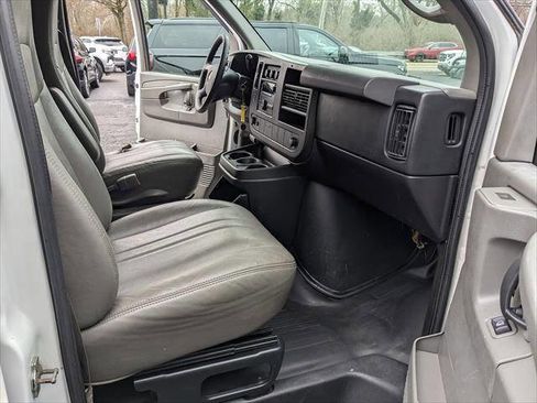 Used 2013 Chevrolet Express 1500 image 14