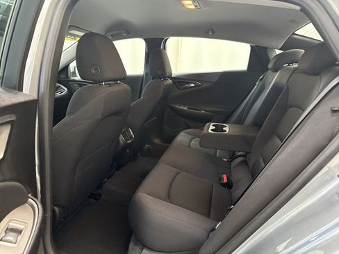 Used 2024 Chevrolet Malibu LT FWD image 14