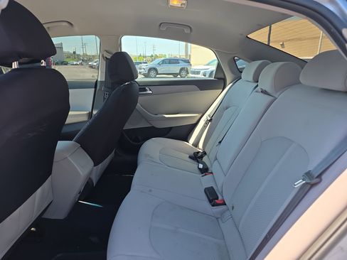 Used 2016 Hyundai Sonata SE image 11