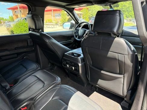 Used 2019 Ford Expedition Max Limited RWD image 26