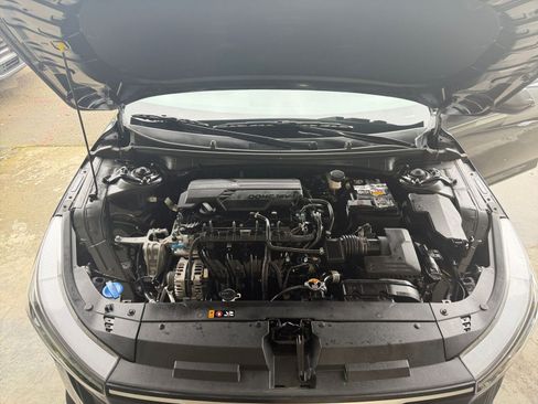 Used 2025 Kia K4 LXS image 34