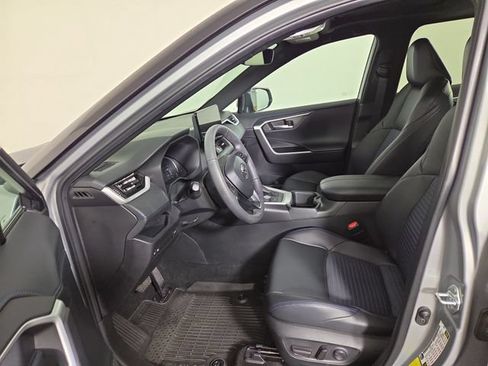 Used 2024 Toyota RAV4 XSE AWD/4WD image 12