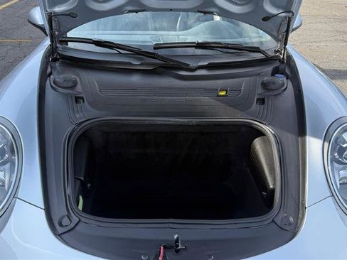 Used 2014 Porsche 911 Carrera 4 image 6