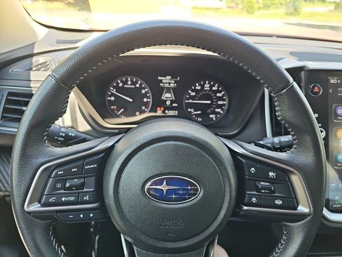 Used 2025 Subaru Ascent Premium AWD/4WD image 21