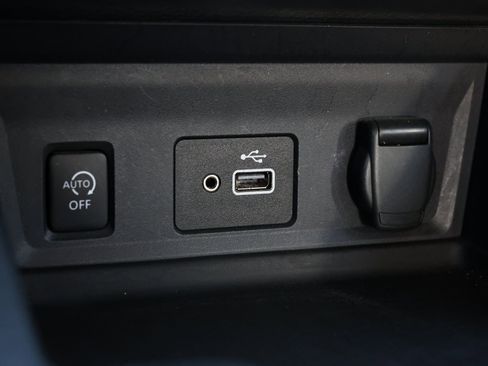 Used 2024 Nissan Sentra S image 21