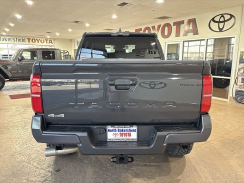New 2026 Toyota Tacoma 4x4 Double Cab image 9