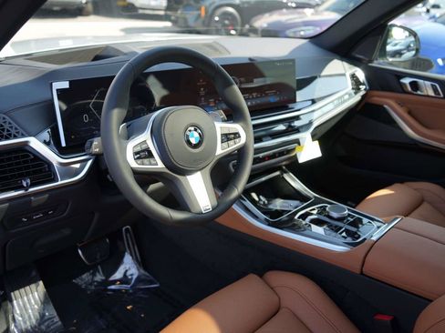 Used 2026 BMW X5 sDrive40i w/ M Sport Package RWD image 13
