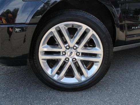 Used 2017 Ford Expedition EL Platinum AWD/4WD image 9