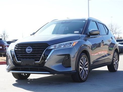 Used 2023 Nissan Kicks SV w/ Interior Electronics Package image 3