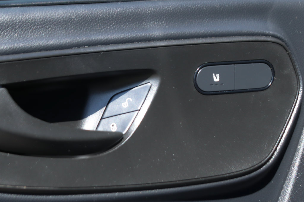 Used 2022 Mercedes-Benz Sprinter 2500 image 20