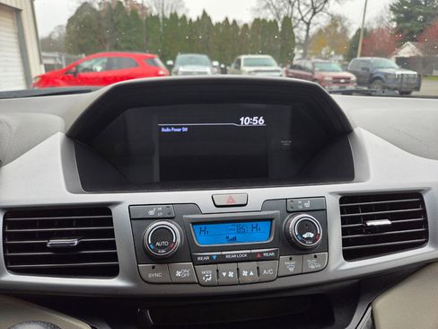 Used 2011 Honda Odyssey EX-L image 16