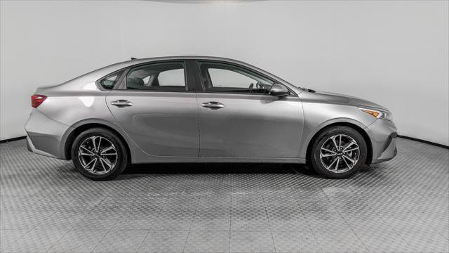 Used 2024 Kia Forte LXS FWD image 7