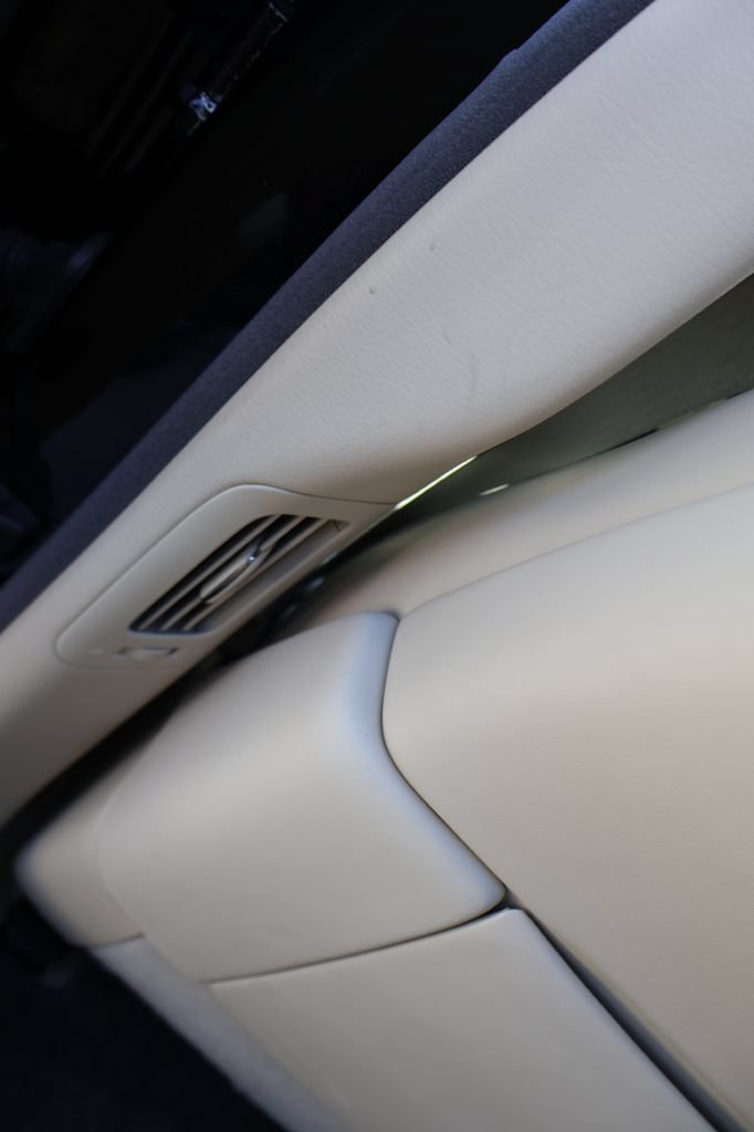 Used 2014 Lexus LS 460 w/ Comfort Package RWD image 34
