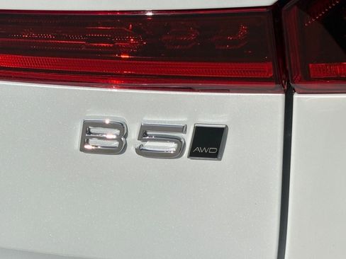 New 2026 Volvo XC60 B5 Plus w/ Protection Package Premier AWD/4WD image 6