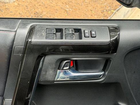 Used 2017 Toyota 4Runner TRD Off-Road Premium AWD/4WD image 30
